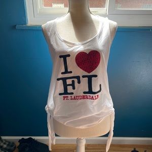 Summers Sale 👔👗👕👖👢👟👞👠🩴🧥 Women’s never worn I love Florida tank tee
